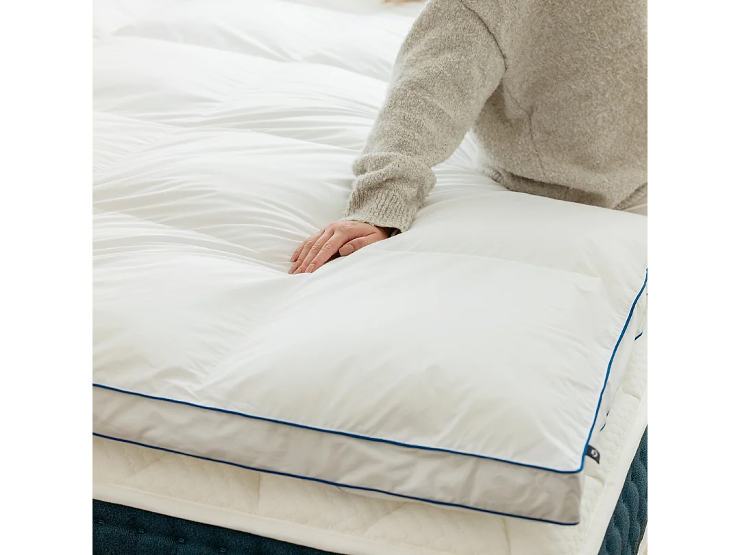 Surmatelas mousse ultra moelleuse 140x200 épais 5cm