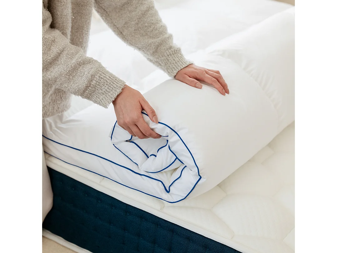 Surmatelas micro-fibre ultra moelleuse 90x200 épais 5cm