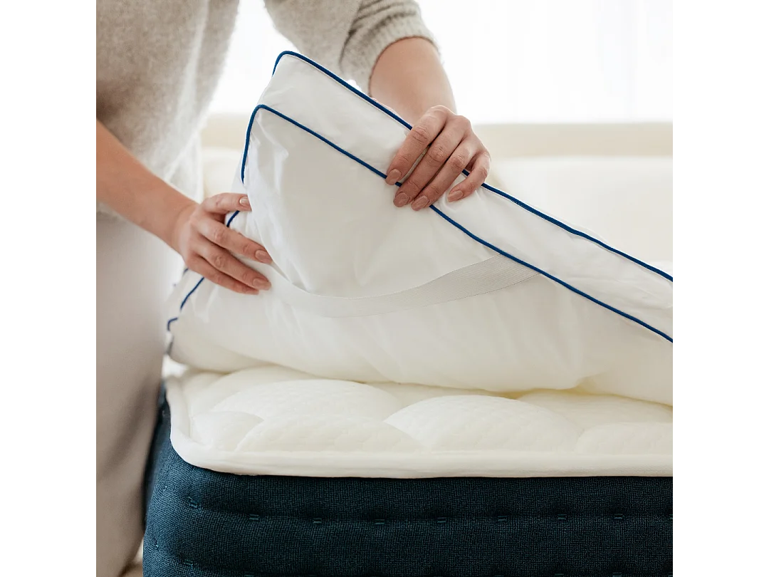 Surmatelas mousse ultra moelleuse 160x200 épais 5cm