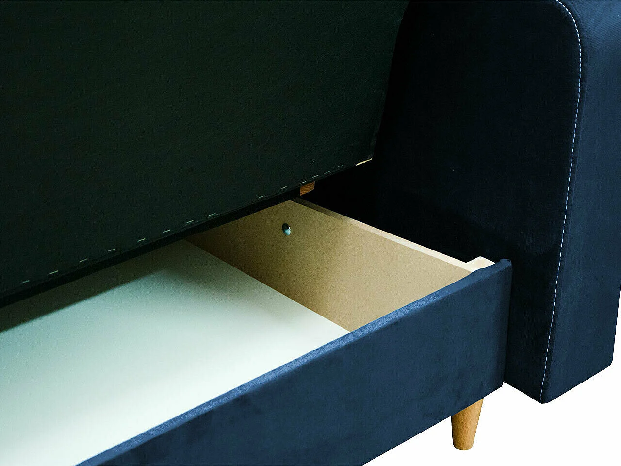 Canapé convertible clic-clac 2 places en tissu marron EDINBURG 98x223x93 cm