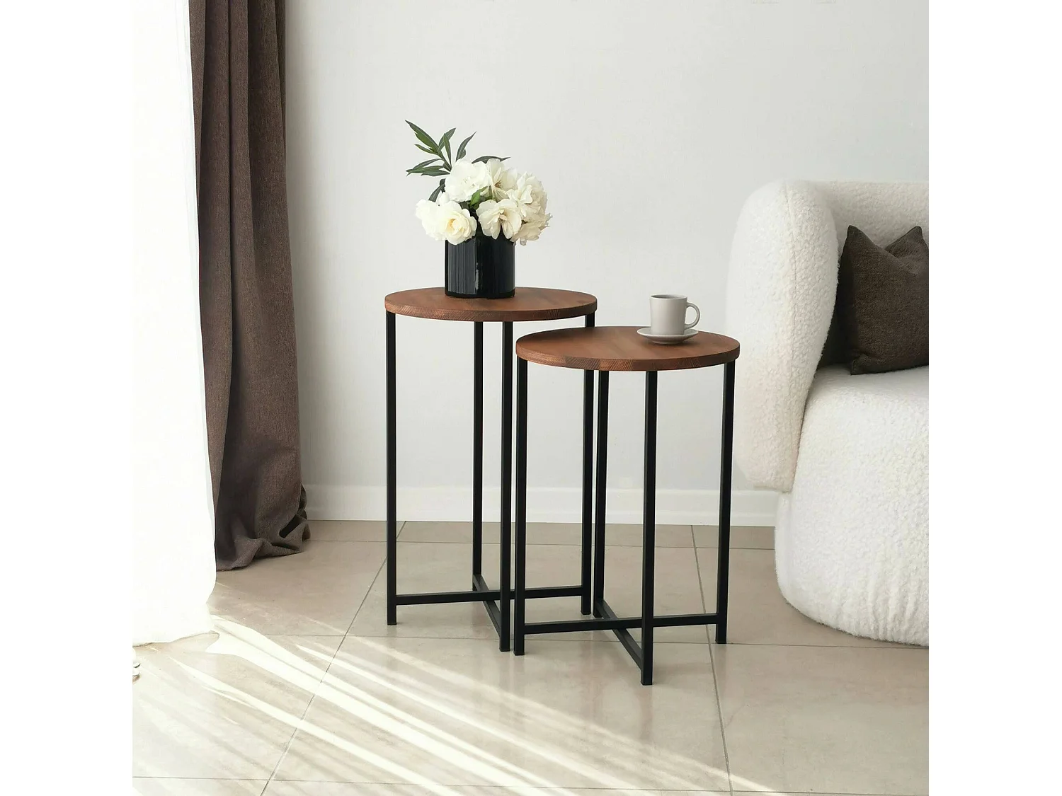 Table basse Furud, Table basse, Porte-revues pour canapé, Etagère de salon, 70x35h55 cm, Chêne