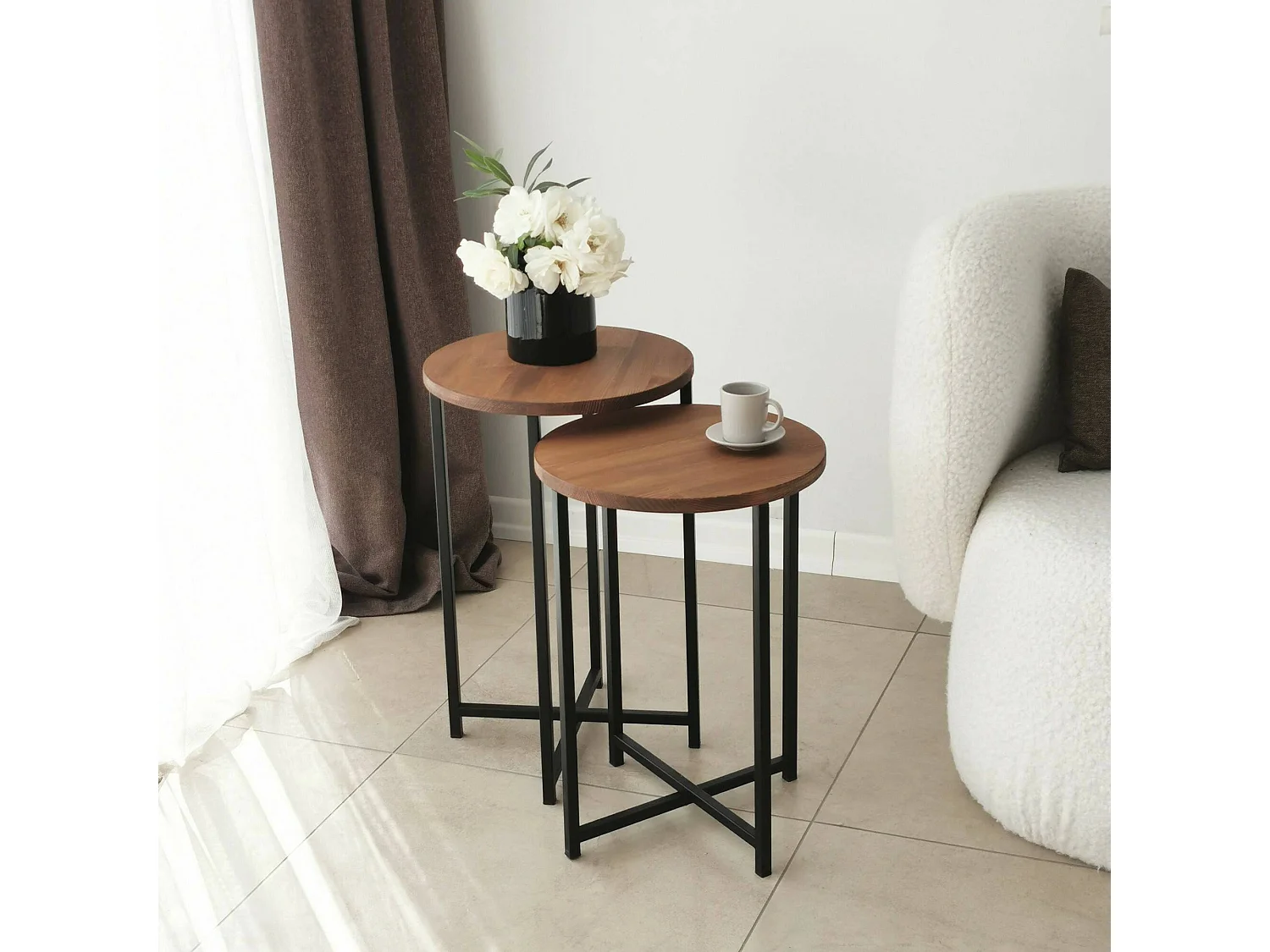 Table basse Furud, Table basse, Porte-revues pour canapé, Etagère de salon, 70x35h55 cm, Chêne