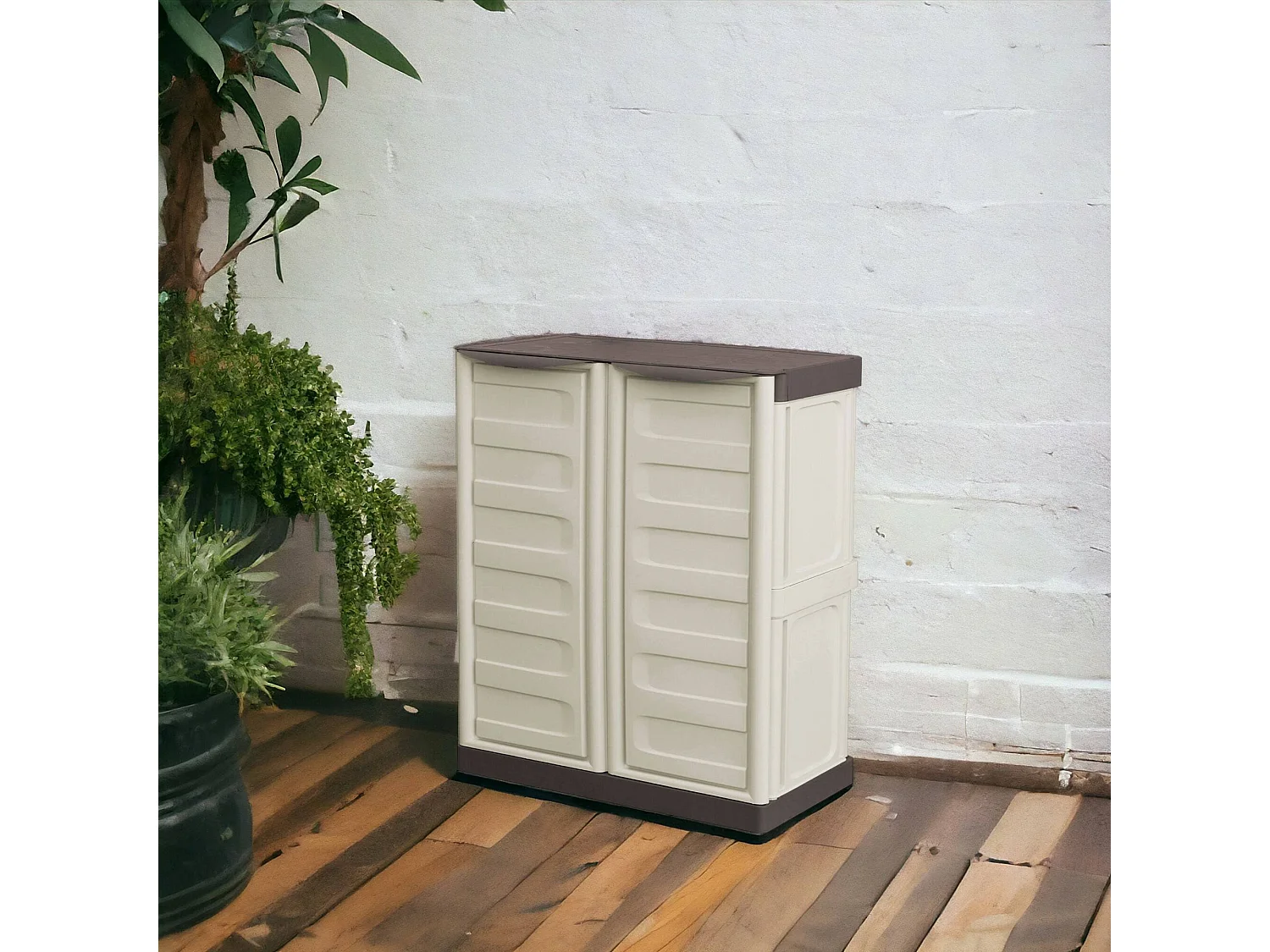 Armoire d'extérieur Courtrai, Armoire de balcon polyvalente, Mobilier d'extérieur avec 2 portes, 100% Made in Italy, Beige et Marron, 70x39h86 cm, Finition rayée