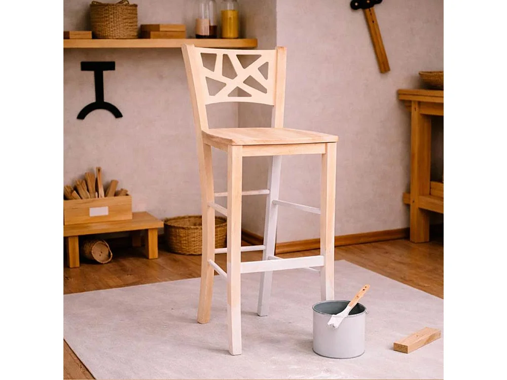 Hoge, elegante barkruk van onbewerkt hout, te schilderen, hoogte 73 cm, met stevige zitting.