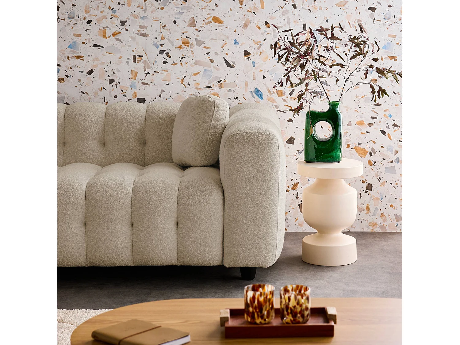 Canapé d'angle réversible 3-4 places bouclette texturée. beige. capitonné structure bois d'eucalyptus et contreplaqué