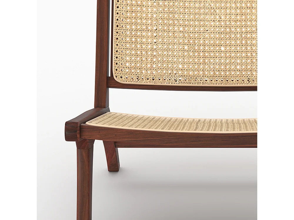 Sillón de madera de teca con acabado de nogal y trenzado de ratán. - Kilka