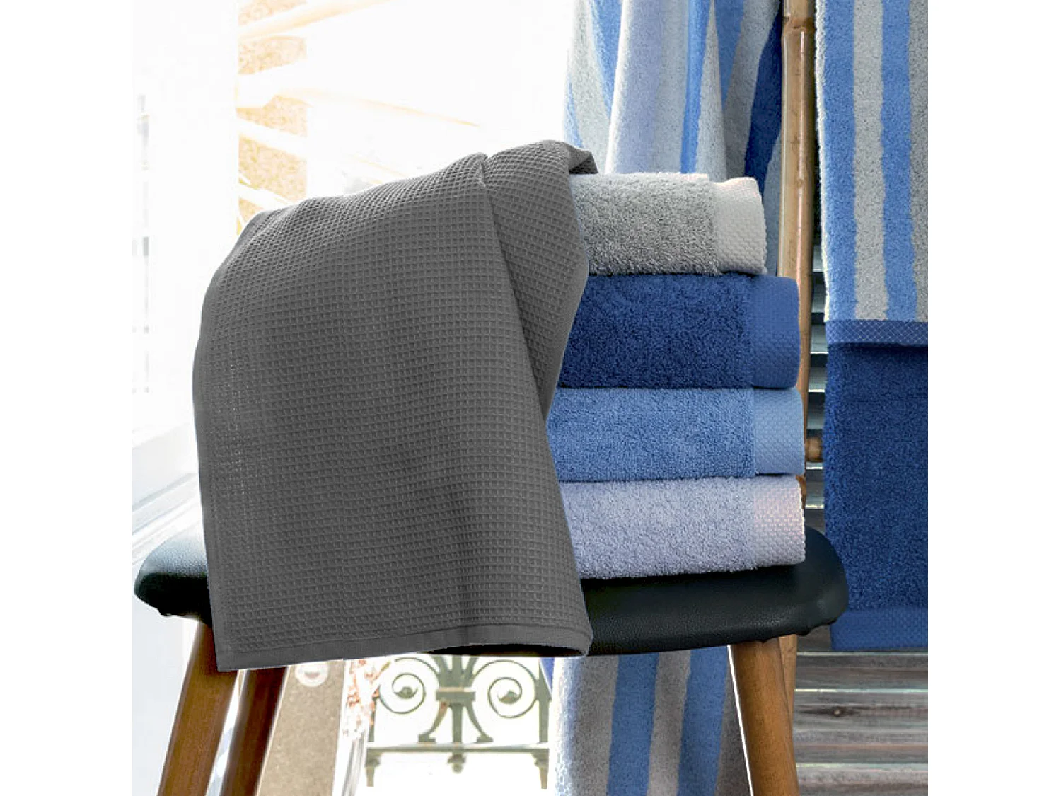 Drap de douche 70x140 cm nid d'abeille PURE WAFFLE 300 g/m² anthracite