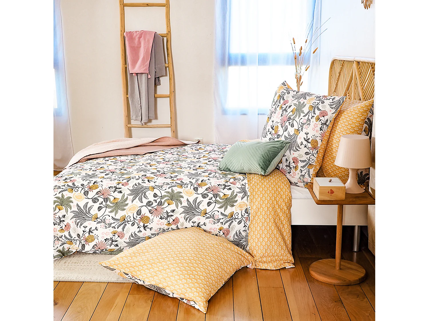 Parure de lit 260x240 cm Satin de coton WAYAN Vert 3 pièces