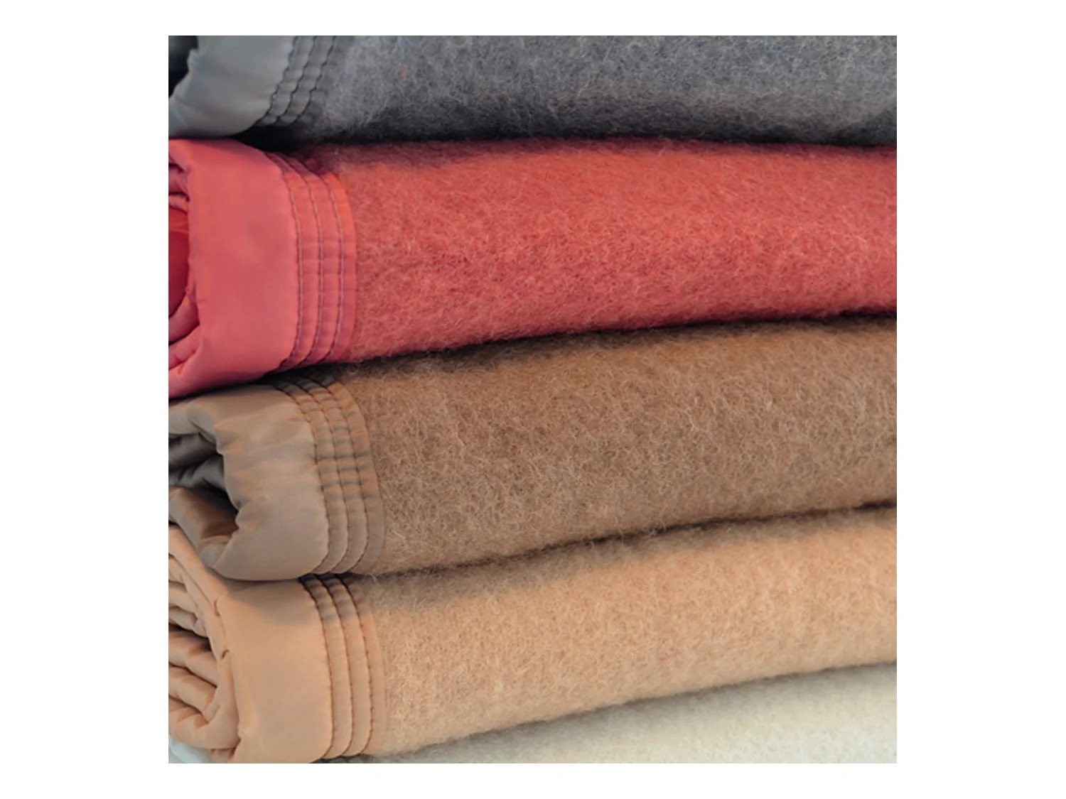 Couverture pure laine vierge Woolmark 500g/m² VOLTA 180x240 cm Blanc Naturel