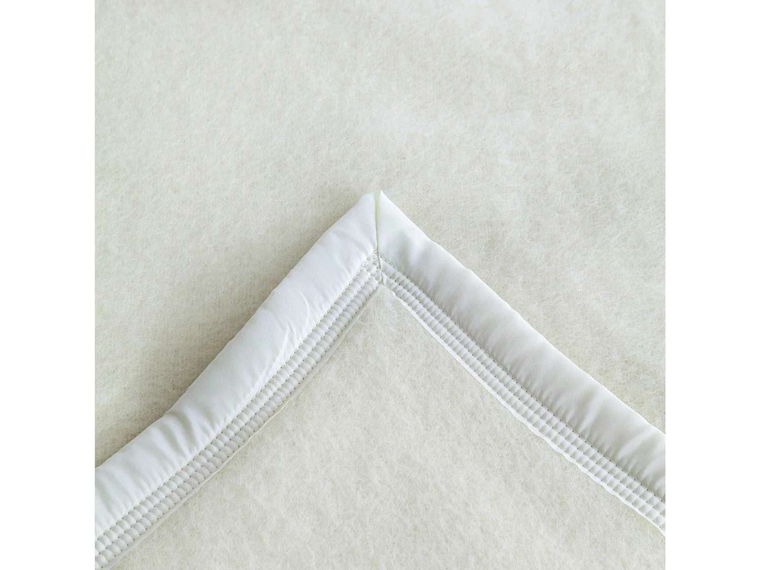 Couverture pure laine vierge Woolmark 500g/m² VOLTA 240x260 cm Blanc Naturel