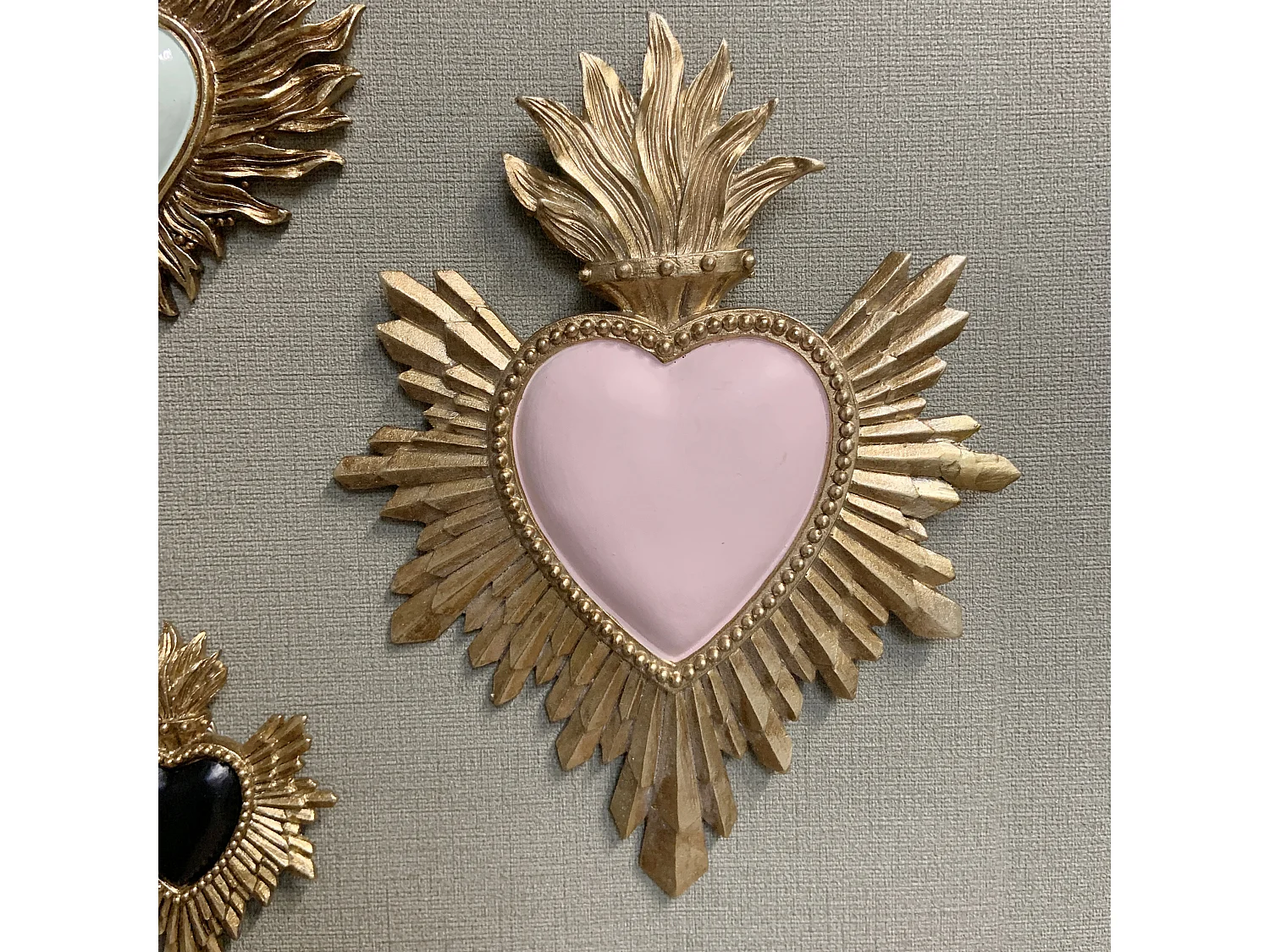 Déco murale ex-voto rose pâle 14,4x18,5cm