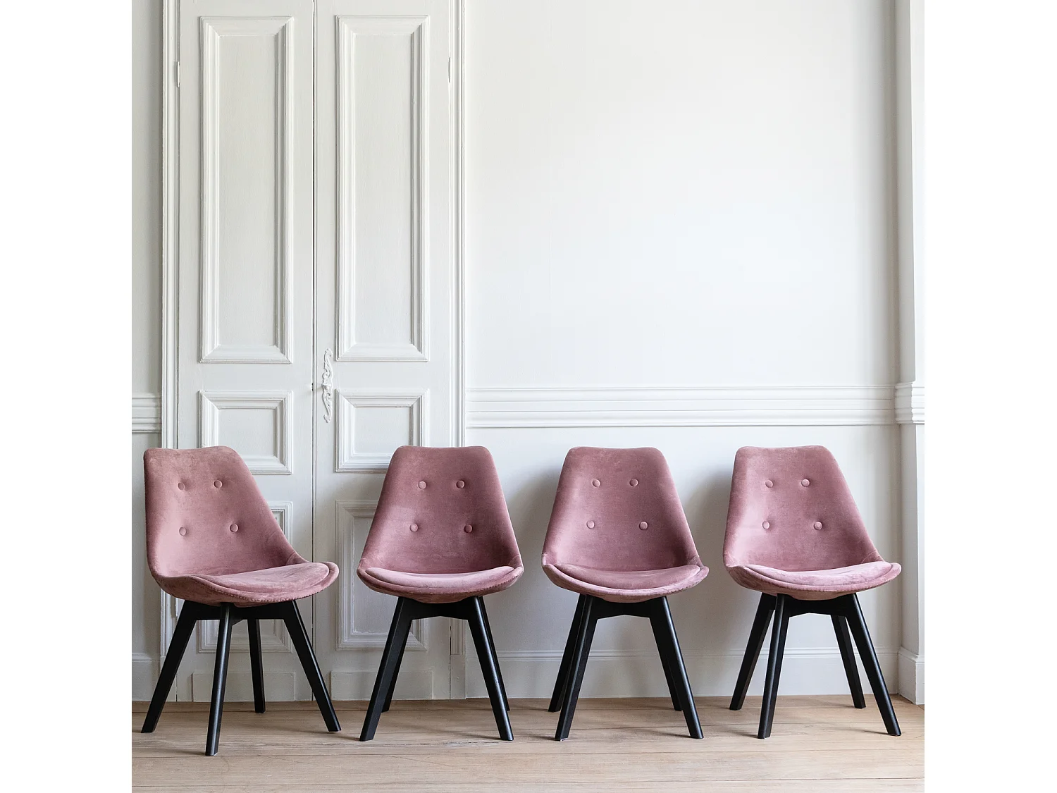 Lot de 4 chaises en velours NORA roses avec coussin
