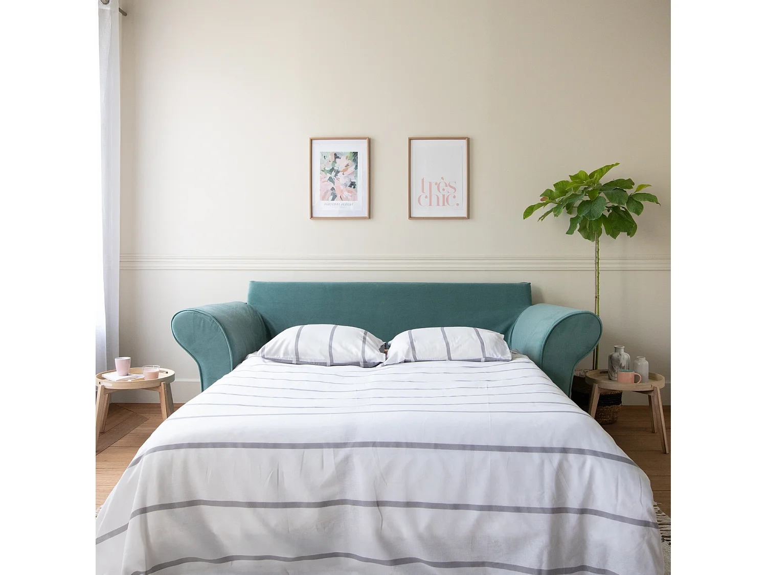 Canapé 3 places convertible en velours vert eucalyptus OSCAR