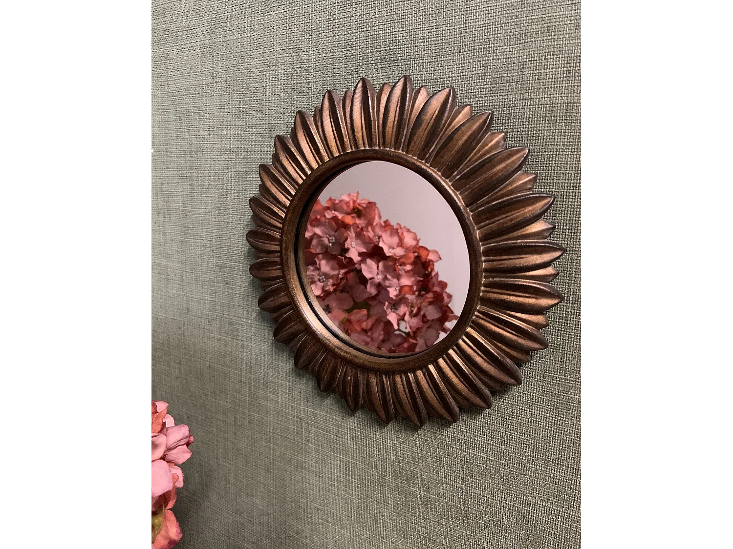 Miroir fleur rond doré patiné 16.4cm