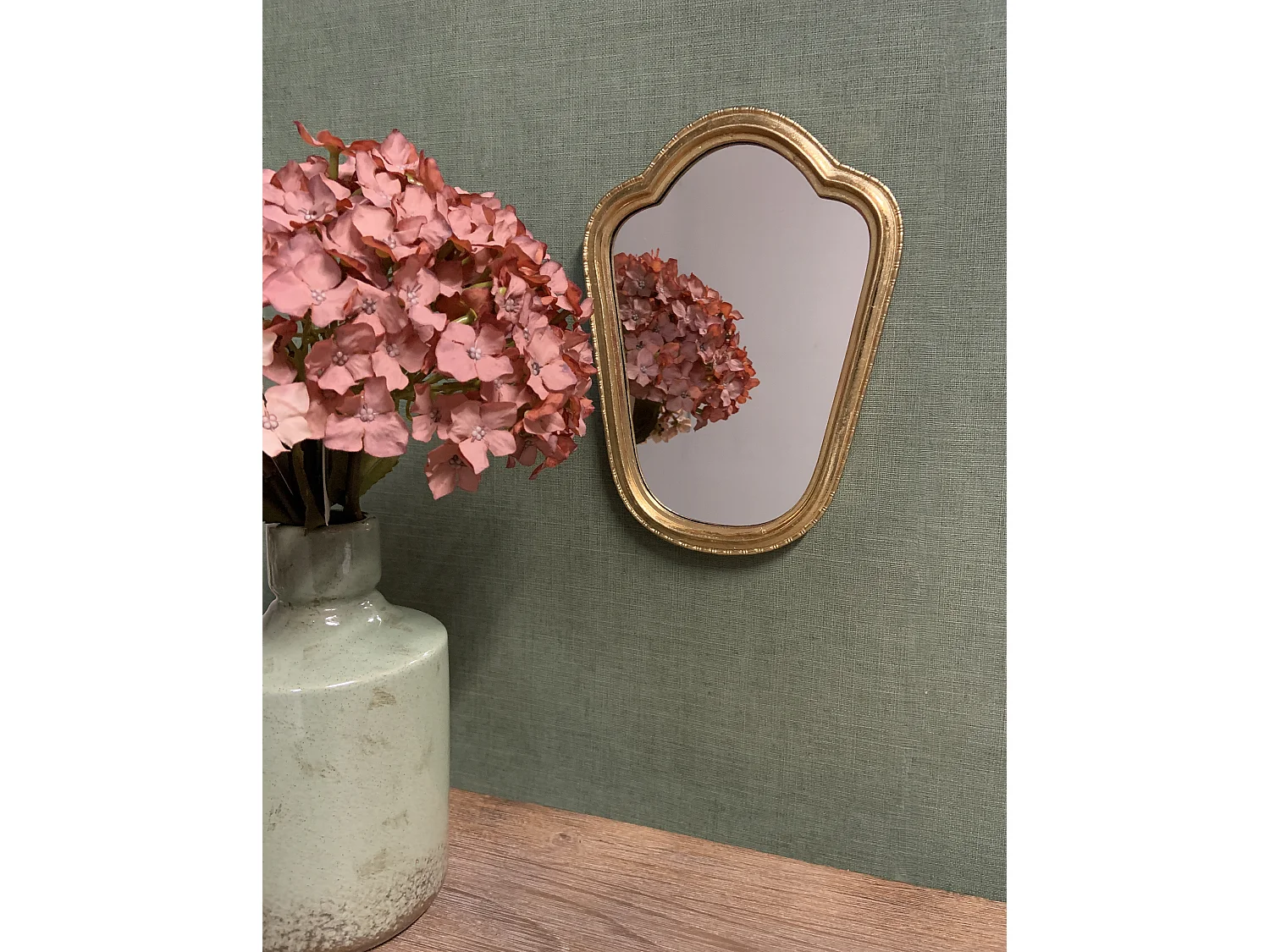 Petit miroir doré 21.9x26cm