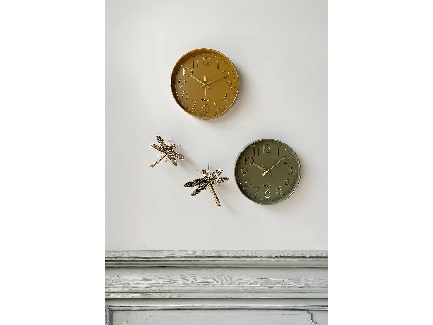 Horloge color jaune ocre 30,5cm