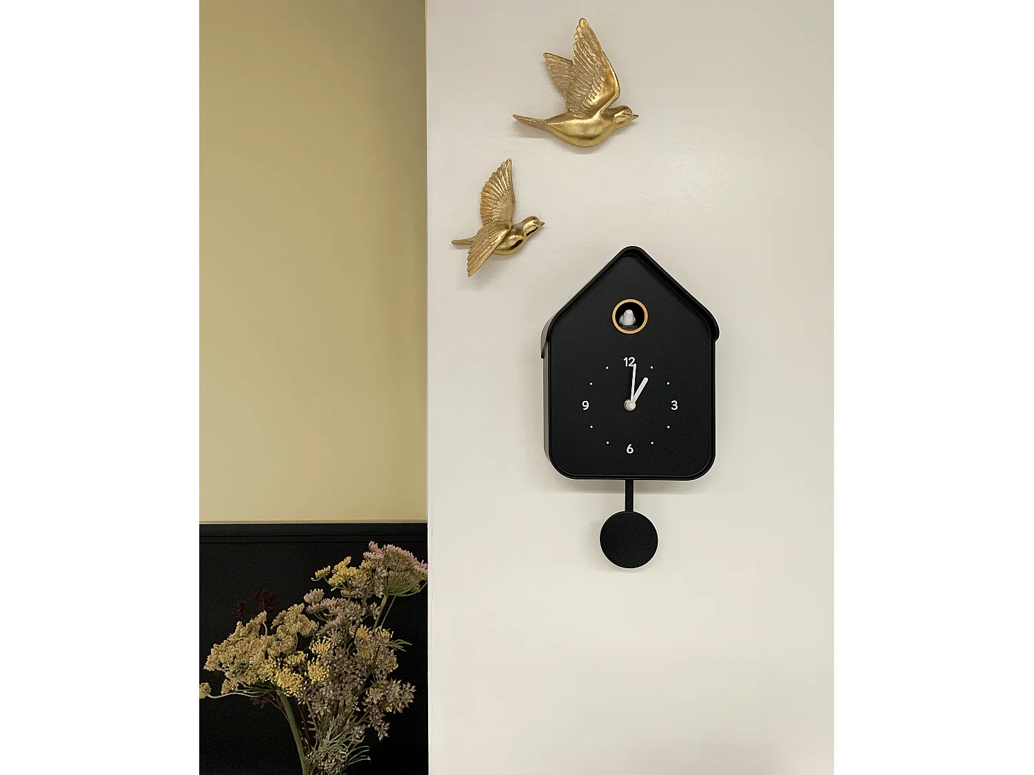 Horloge coucou noir 20.6x39cm