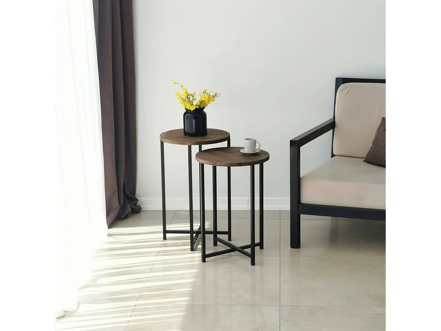 Table basse Furud, Table basse, Porte-revues pour canapé, Etagère de salon, 70x35h55 cm, Noyer