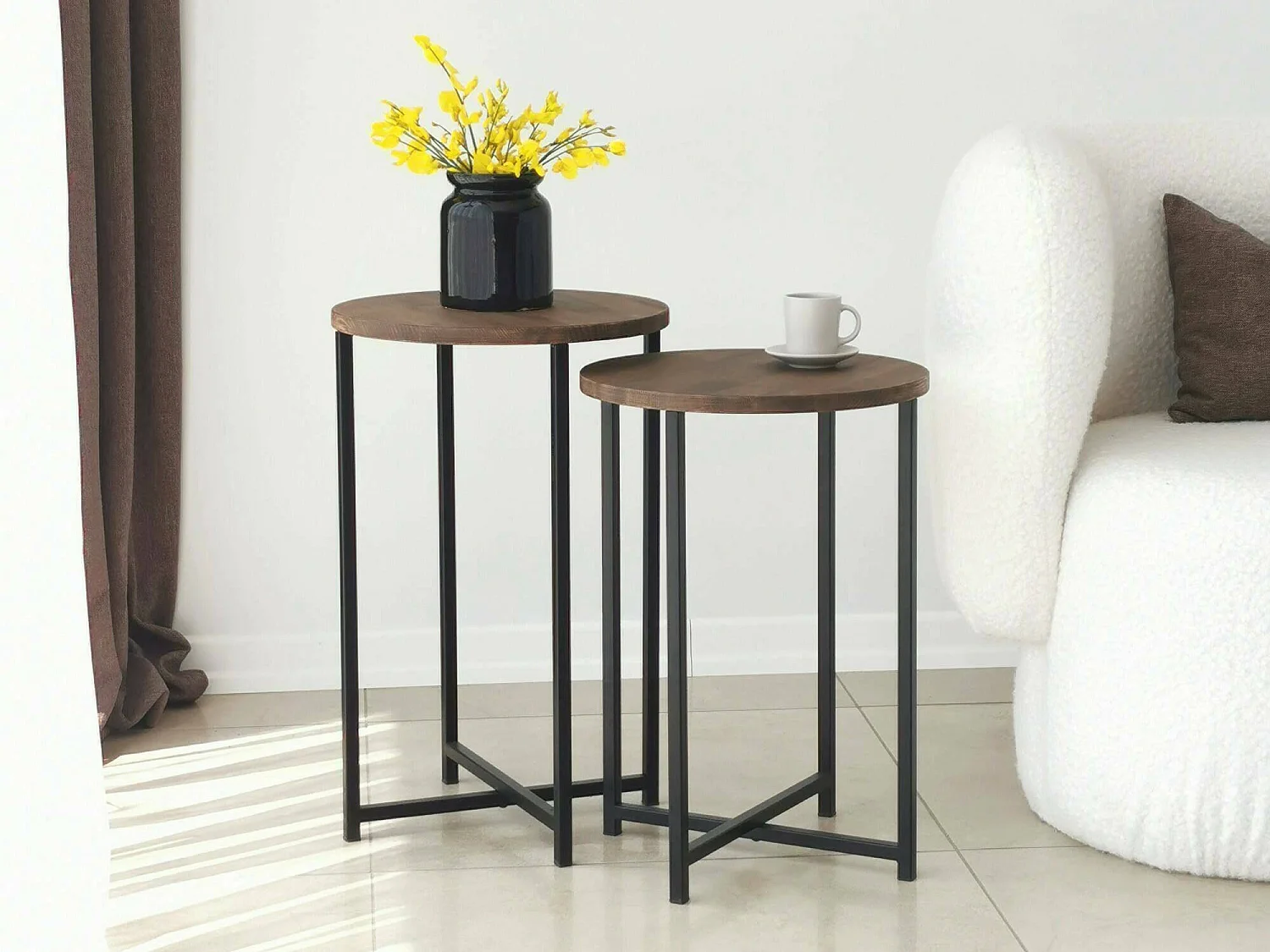 Table basse Furud, Table basse, Porte-revues pour canapé, Etagère de salon, 70x35h55 cm, Noyer