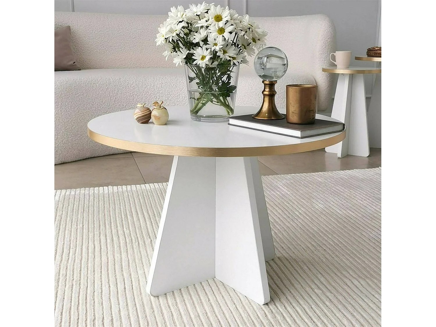 Table basse Elnath, Table basse, Porte-revues pour canapé, Etagère de salon, 60x60h40 cm, Or et Blanc