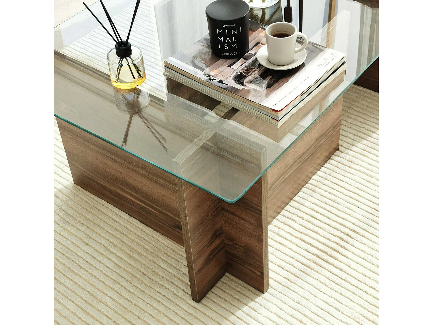 Salontafel Teti, tijdschriftenhouder, 105x65x40h cm notenbruin, rechthoekig, kleurverloop, notenhouten frame