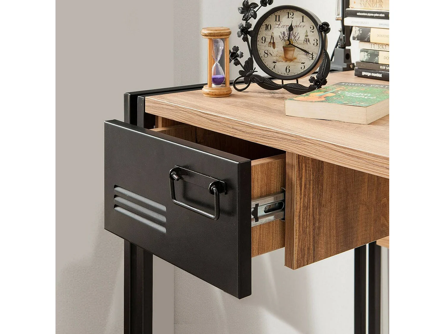 Scrivania Grimilde, Materiale Piano in Legno Nobilitato, 60x139x75h cm Nero