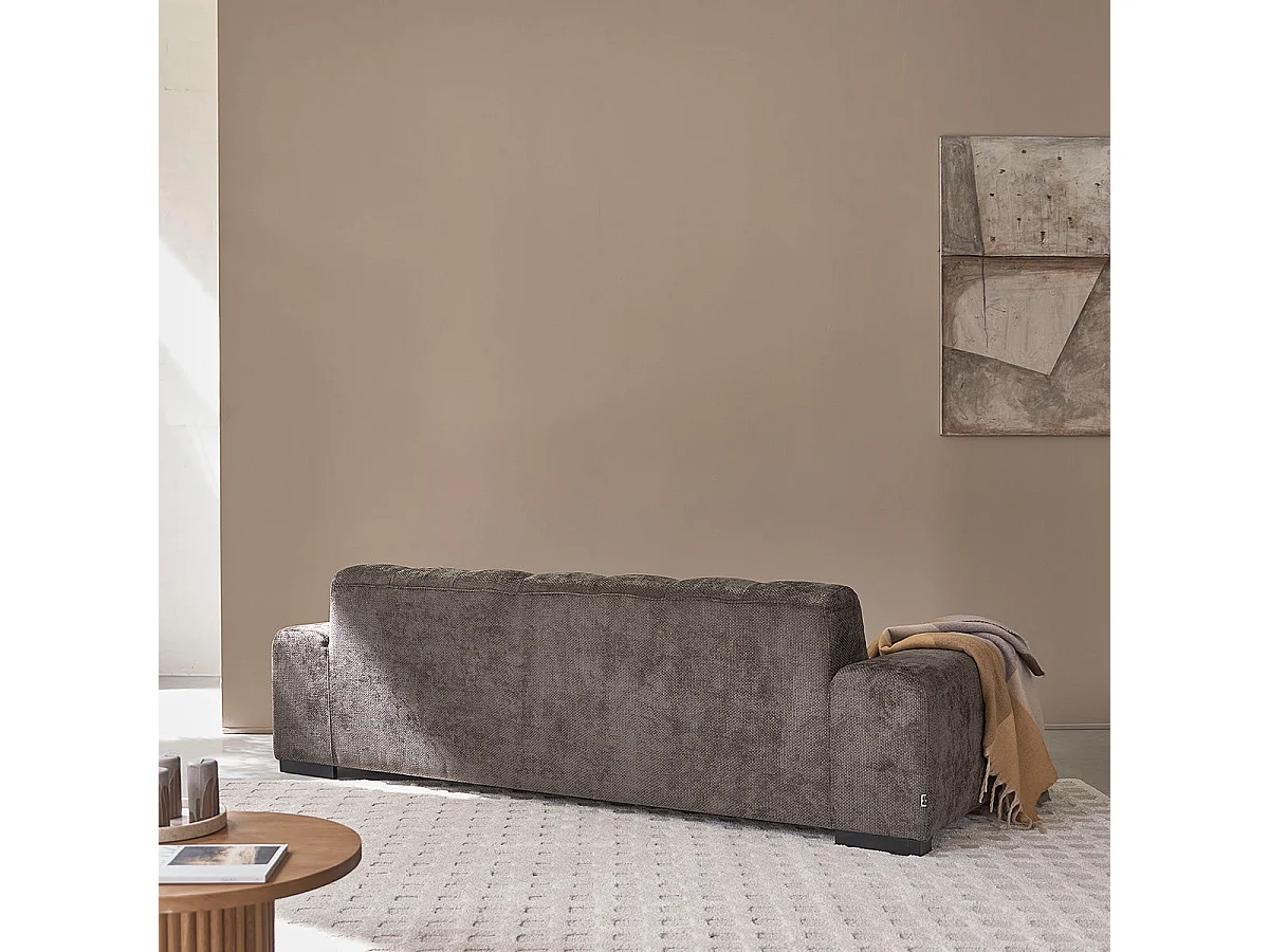 Sofá recto de 4 plazas en terciopelo trenzado moca