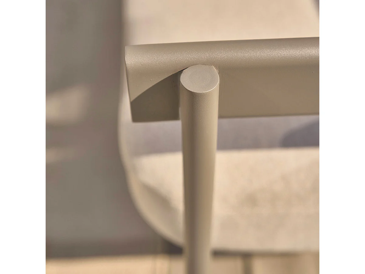 Conjunto de muebles bajo de aluminio