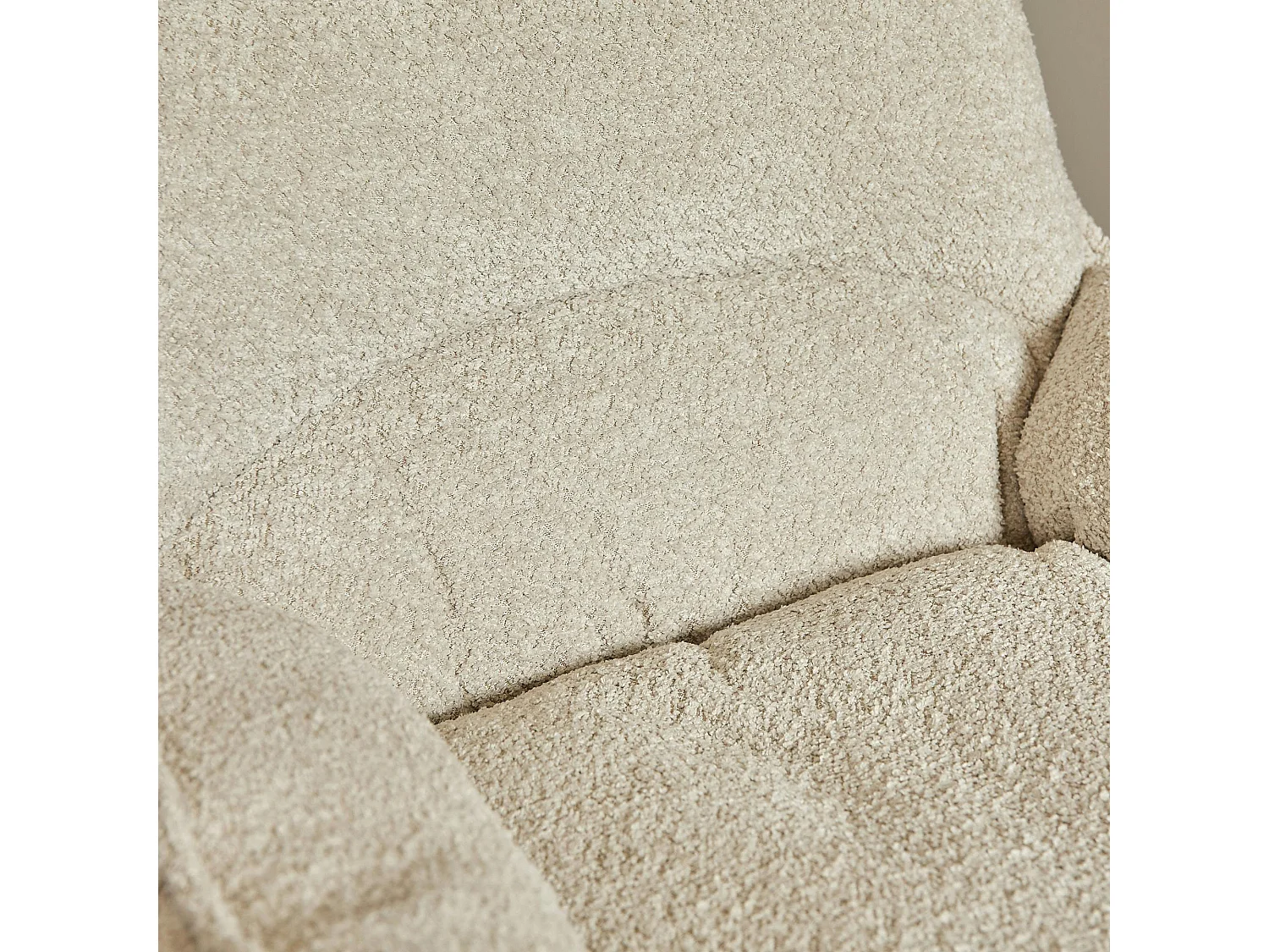 Fauteuil pivotant blanc crème en tissu bouclette BELORA