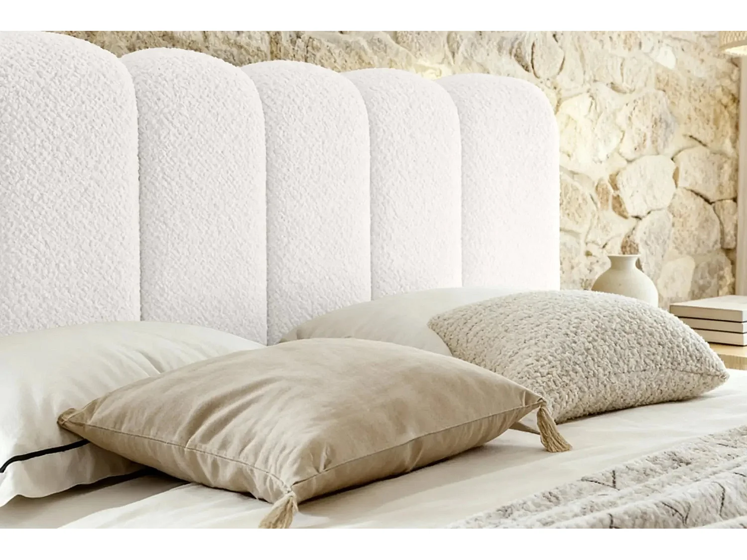GARANCE - Lit coffre tissu chenille 160x200cm - Blanc