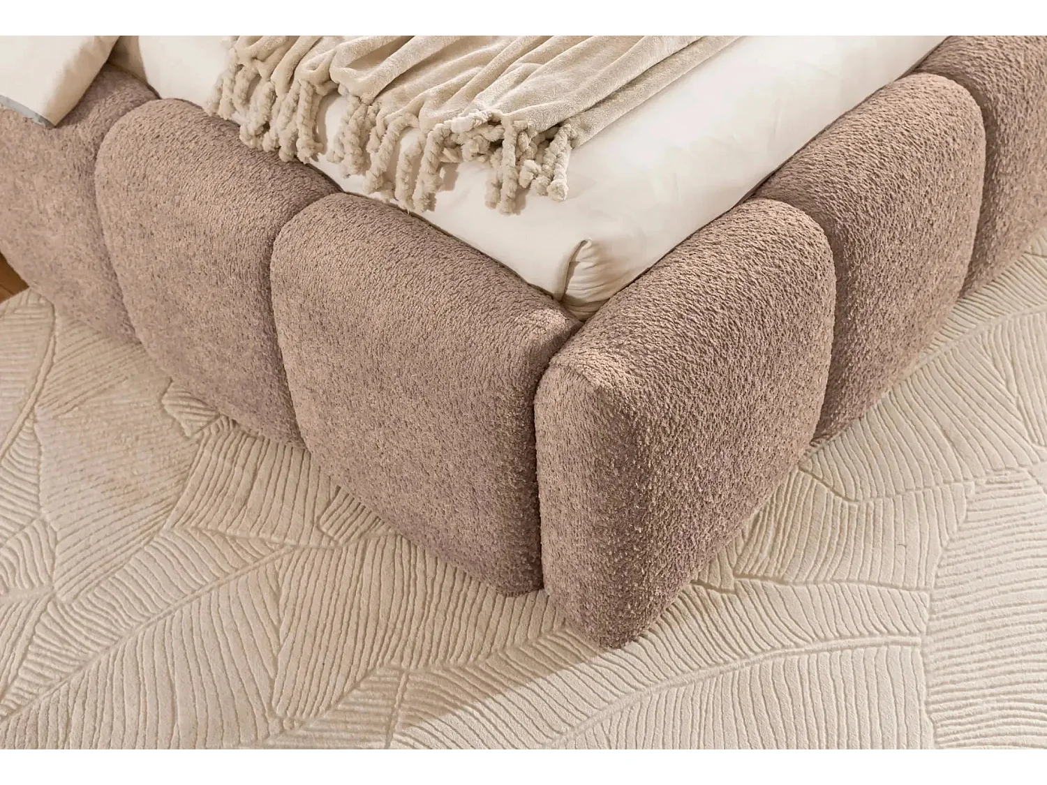 ELISE - Lit coffre tissu bouclette 140x200cm - Rose