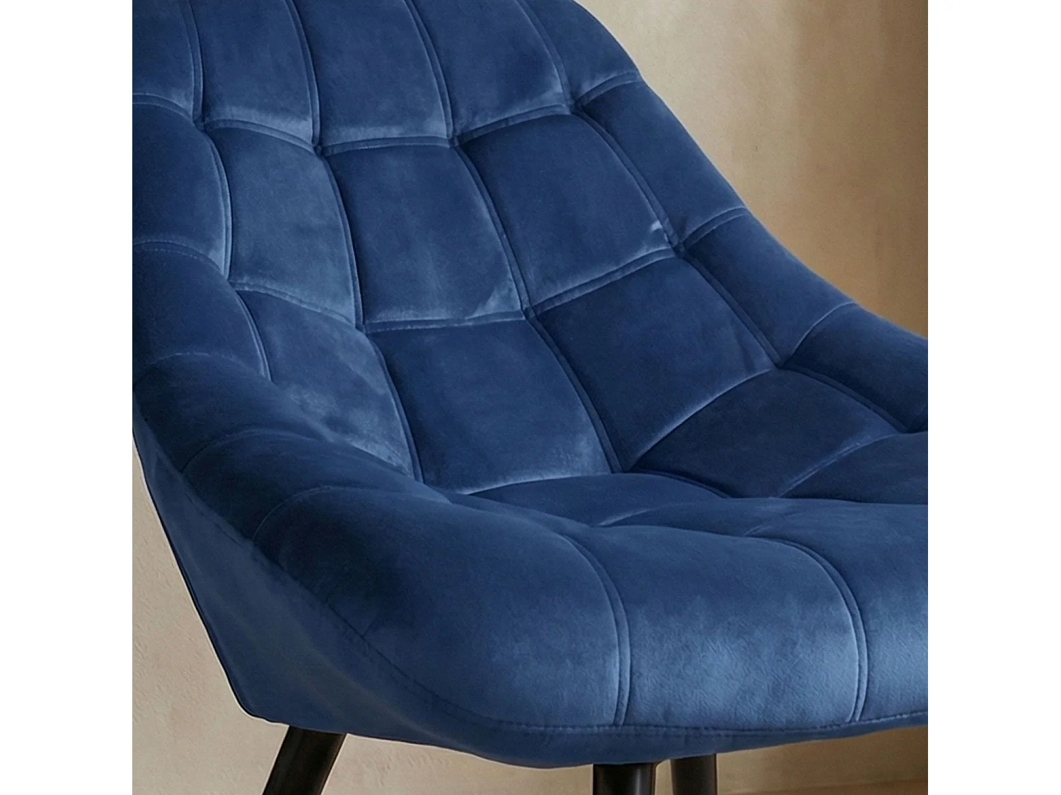 Fauteuil Scandinave en Velours "Johan" 102cm Bleu
