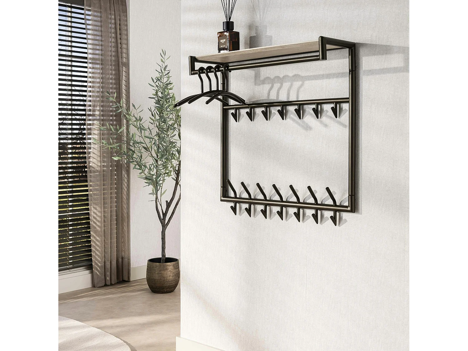 Portemanteau métal fini bronze 21 crochets 1 étagère RALF