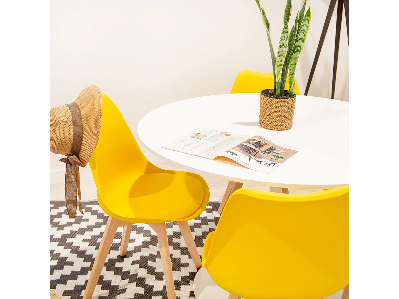 Mesa Redonda Salón Melamina Metal 110x75 cm - Blanco