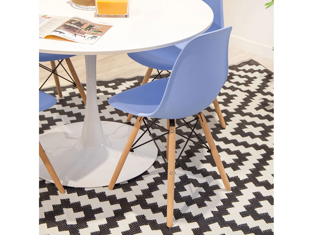 Mesa de comedor redonda en blanco 110 cm Gina Blanco