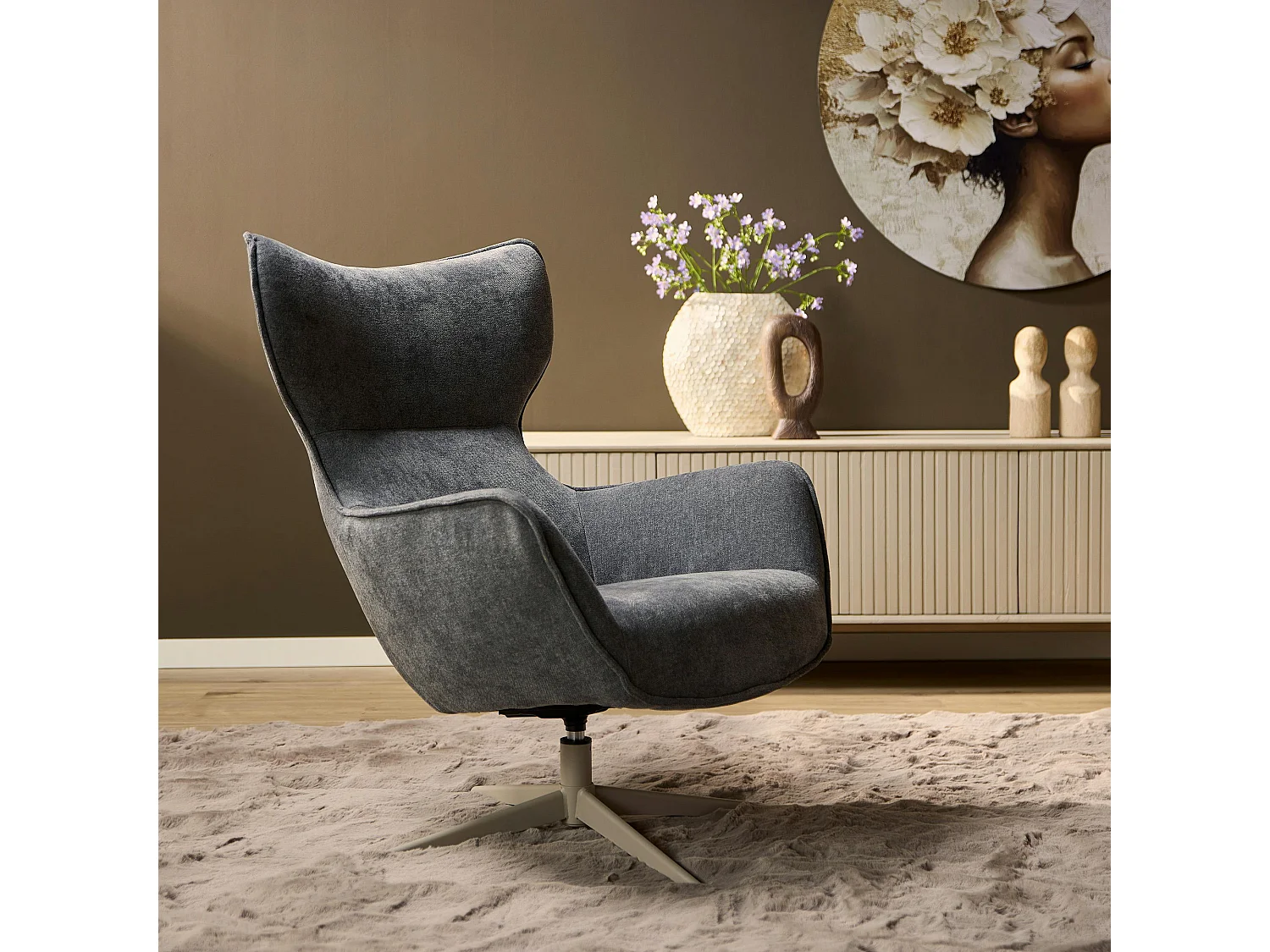 Fauteuil pivotant design en tissu gris foncé BELORA