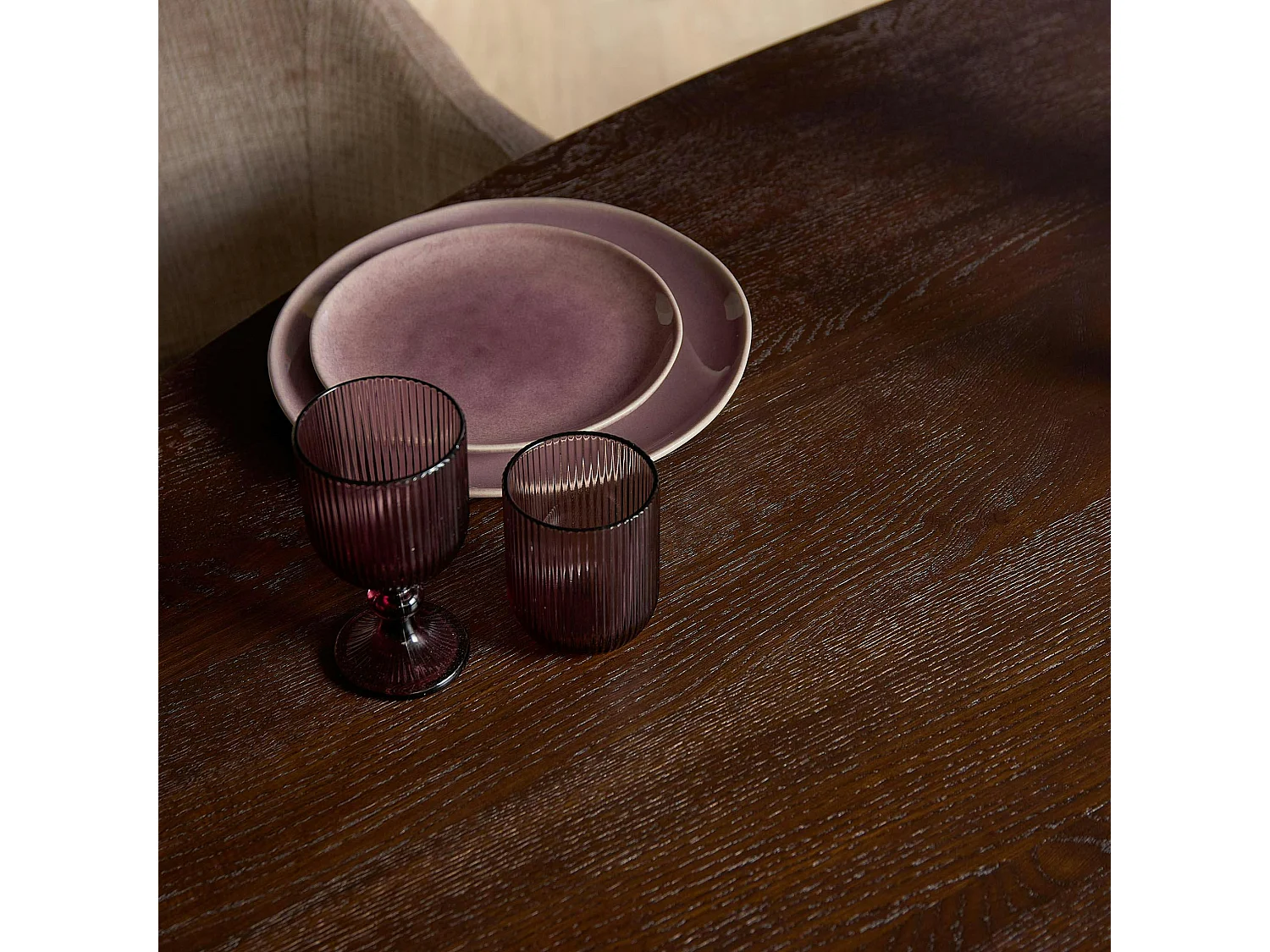 Table à manger ovale bois foncé 210 cm LEXTON