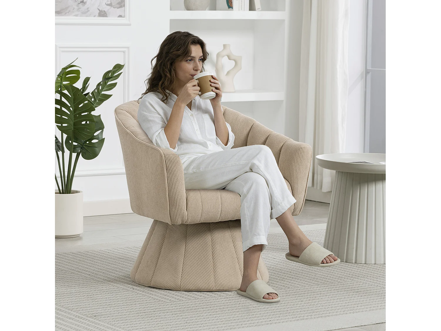 Fauteuil moderne pivotant à 360° - 70 x 66 x 72 cm - avec assise et dossier ergonomiques + accoudoirs - velours - kaki