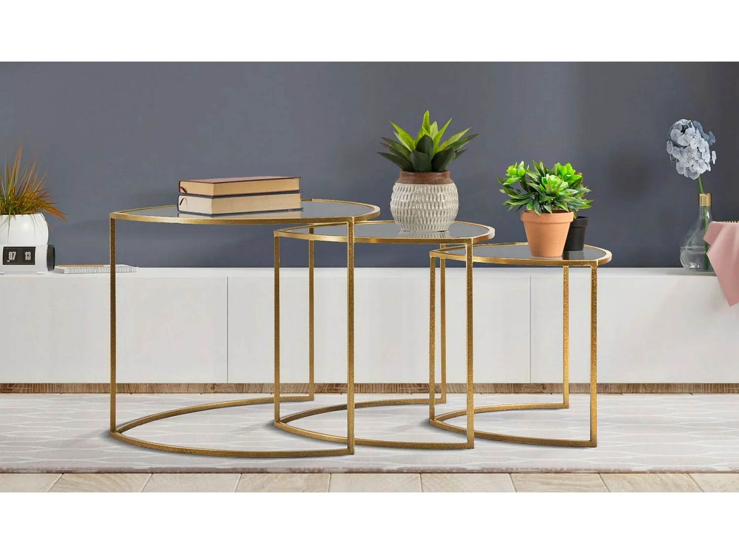 Wohnzimmertisch Adrian, Niedriger Wohnzimmertisch, Kaffeeregal, Couchtisch für Sofa, 60x60 h50 cm, Gold