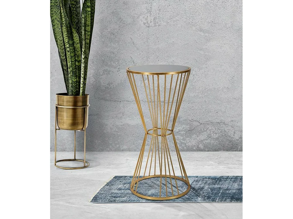 Table basse Agnes, Table basse, Porte-revues pour canapé, Etagère de salon, 40x40 h80 cm, Or