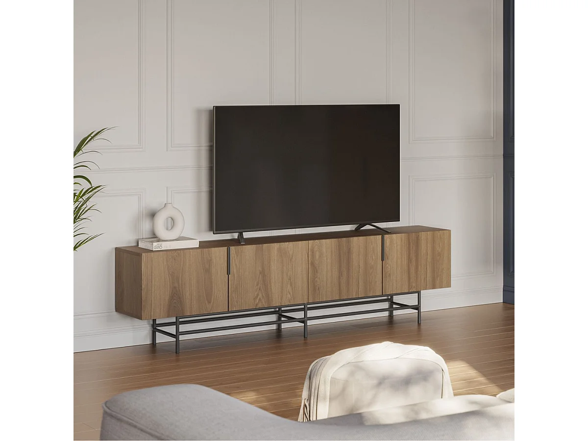 Meuble TV 4 portes en mélaminé imitation bois et piètement et poignées en métal laqué noir - ALDINE