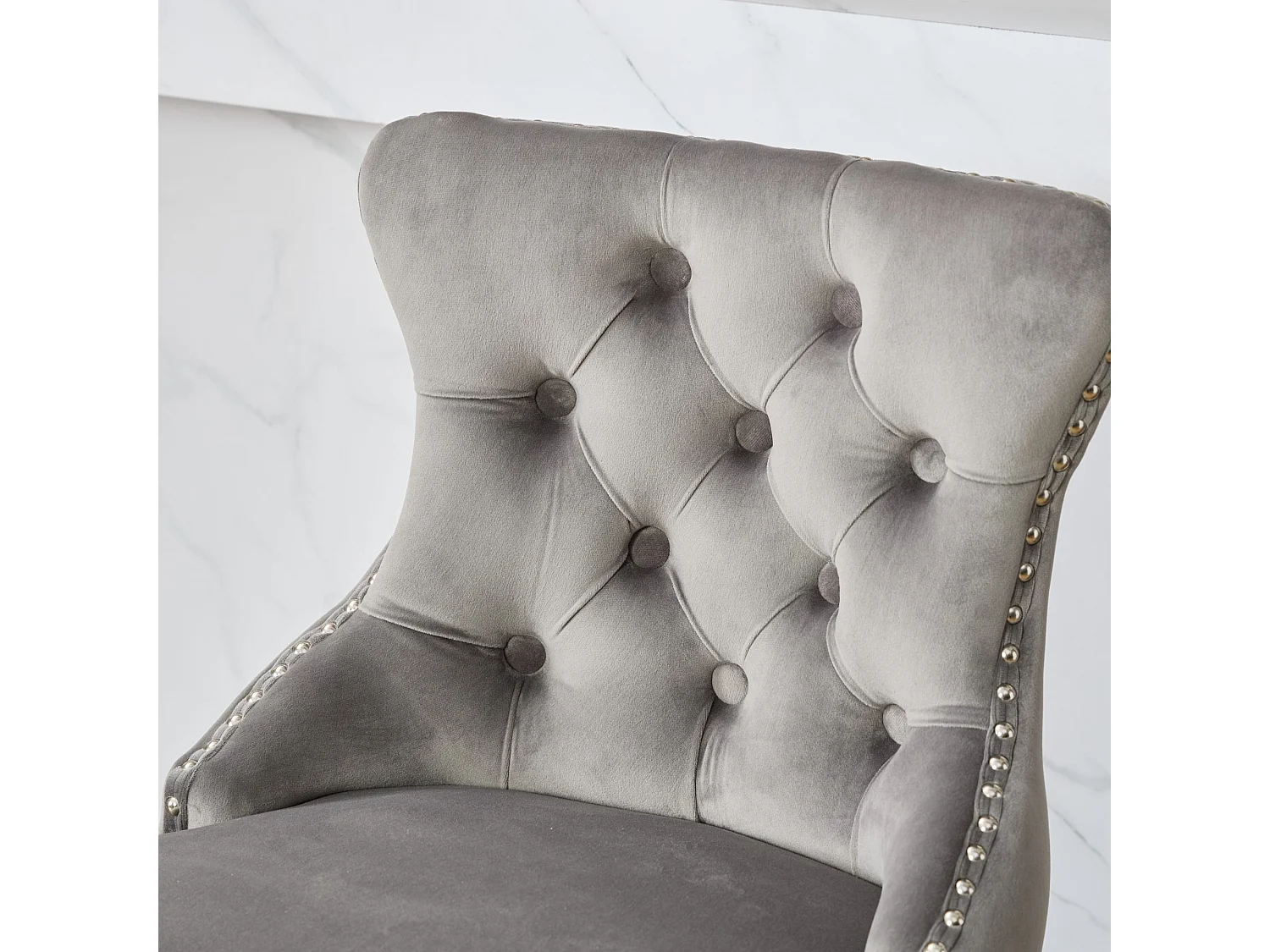 Lot de 2 tabourets de bar en velours - Pieds en bois - Gris