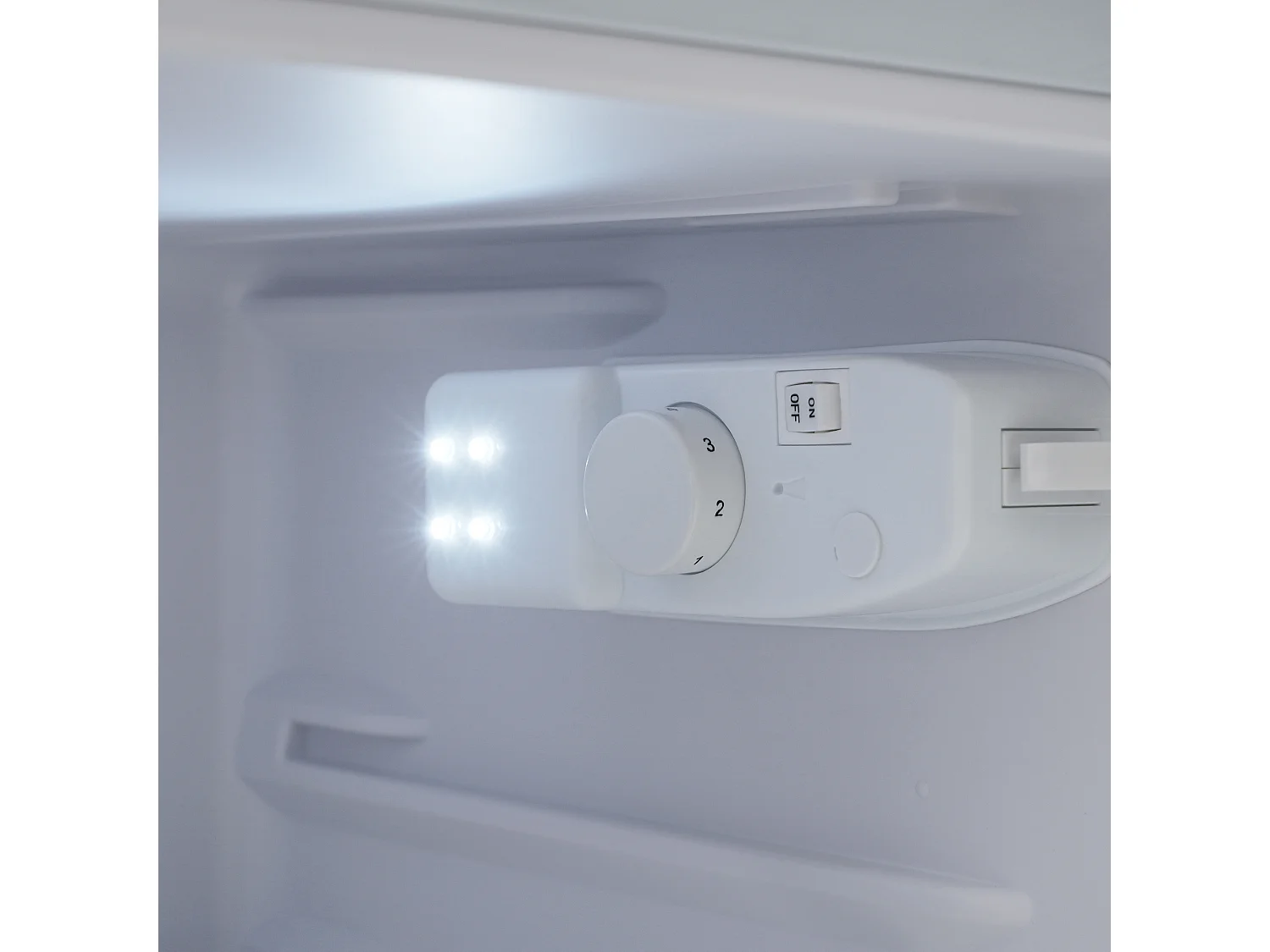 Réfrigérateur style rétro de 72 L avec 2 portes et LED - congélateur de 21 L -Blanc