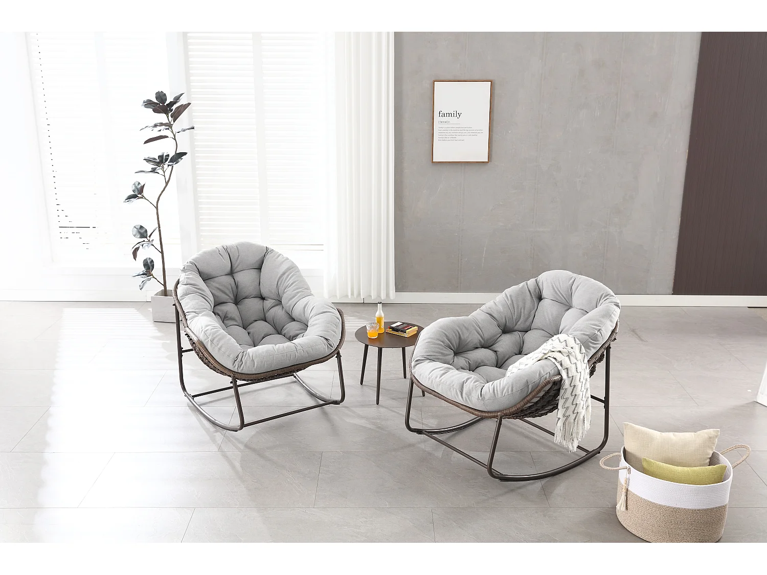 Eivormige rieten schommelstoel met dik kussen - Lichtgrijs