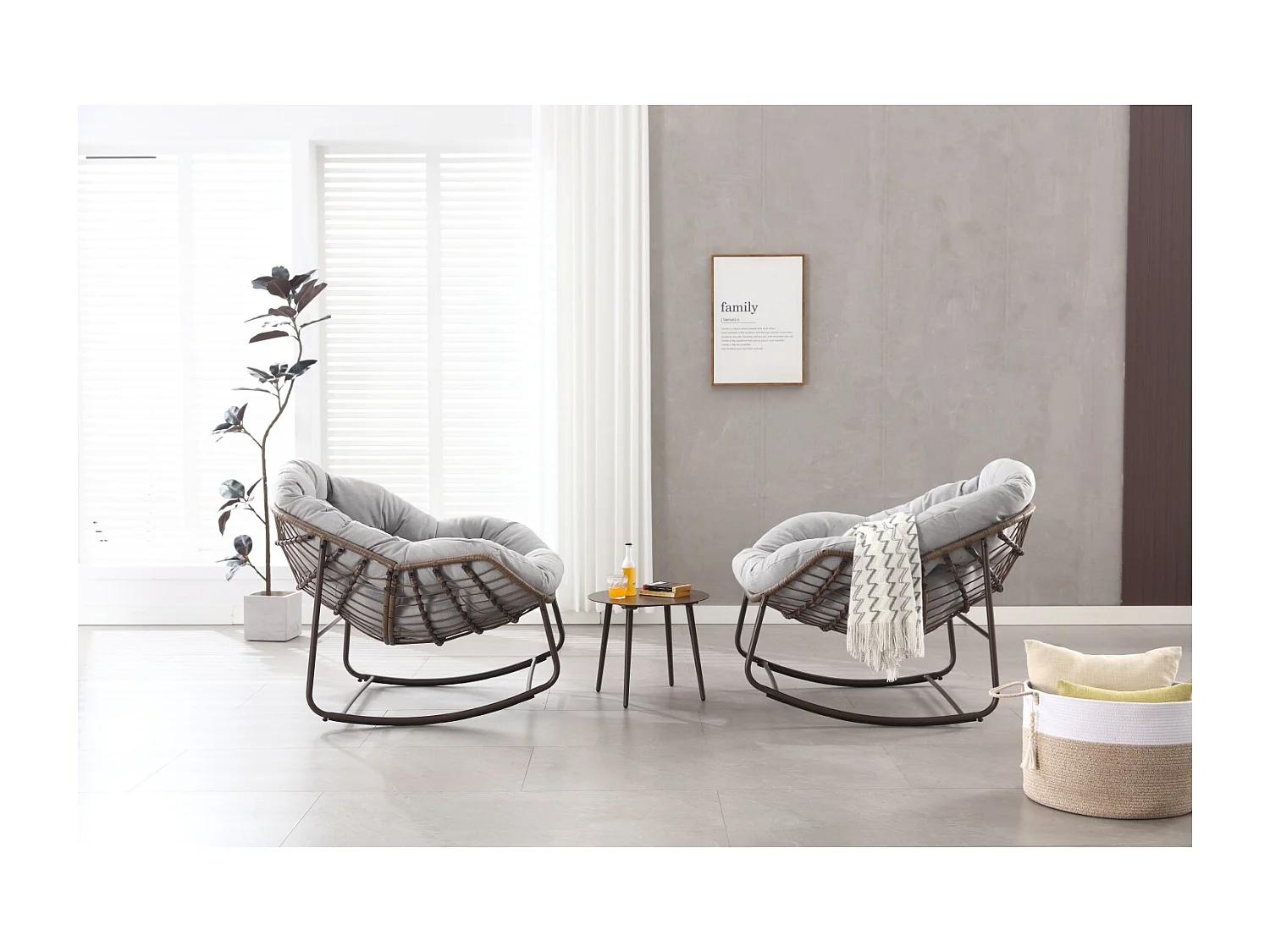 Eivormige rieten schommelstoel met dik kussen - Lichtgrijs