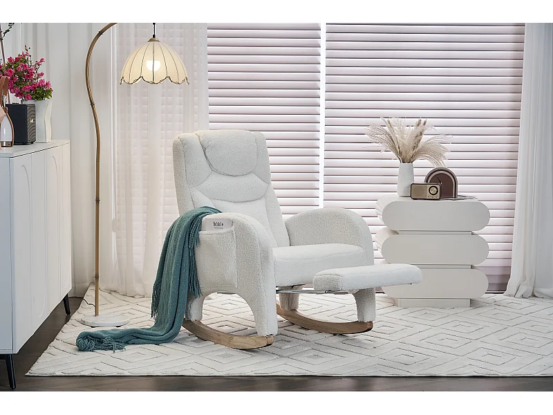 Witte Teddy stoffen schommelstoel - Schommelstoel met voetensteun