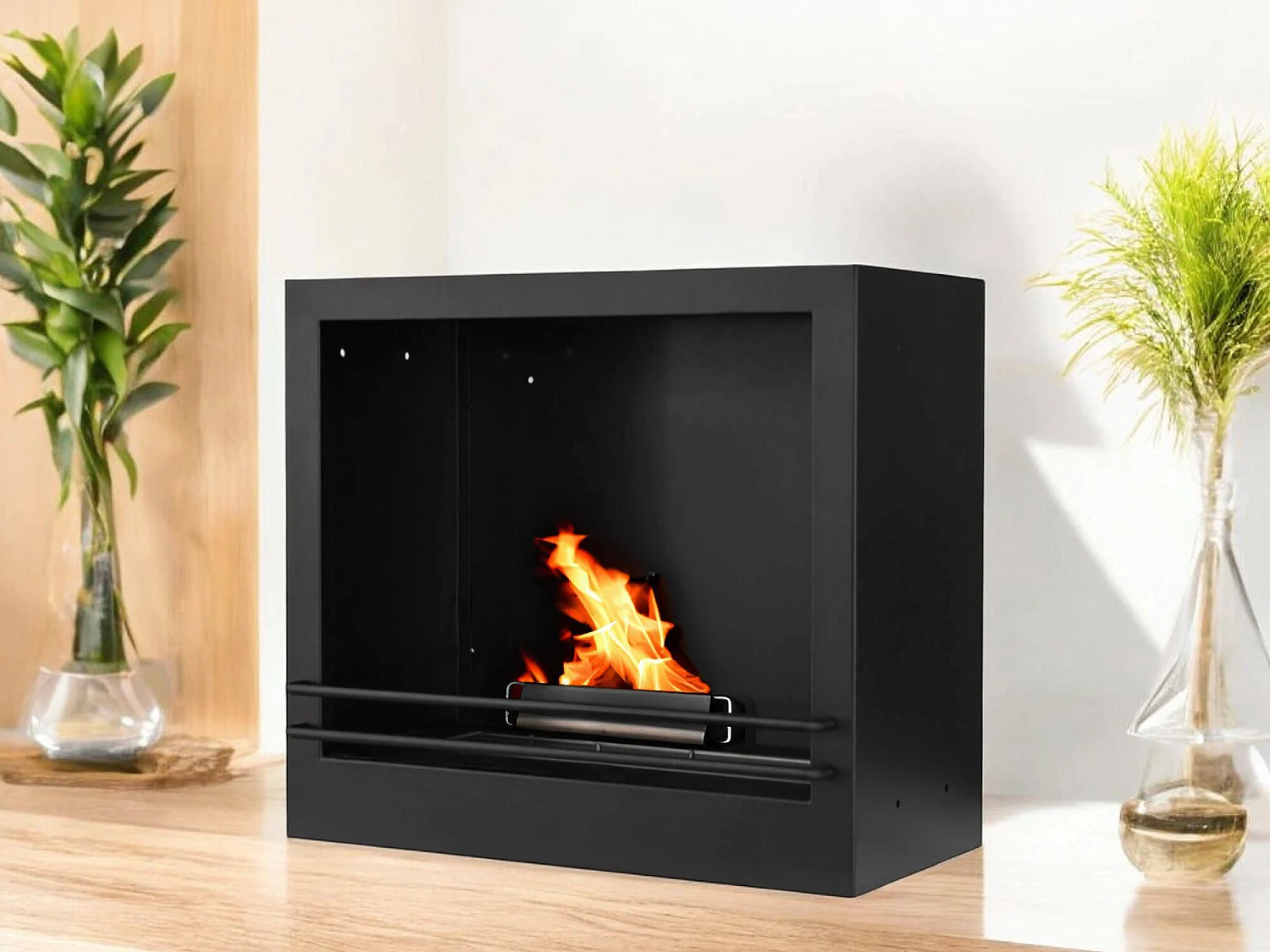 Kamin mit Bioethanol Teguci, Kapazität 1,8 l Made in Italy, 28x58x52h cm Schwarz