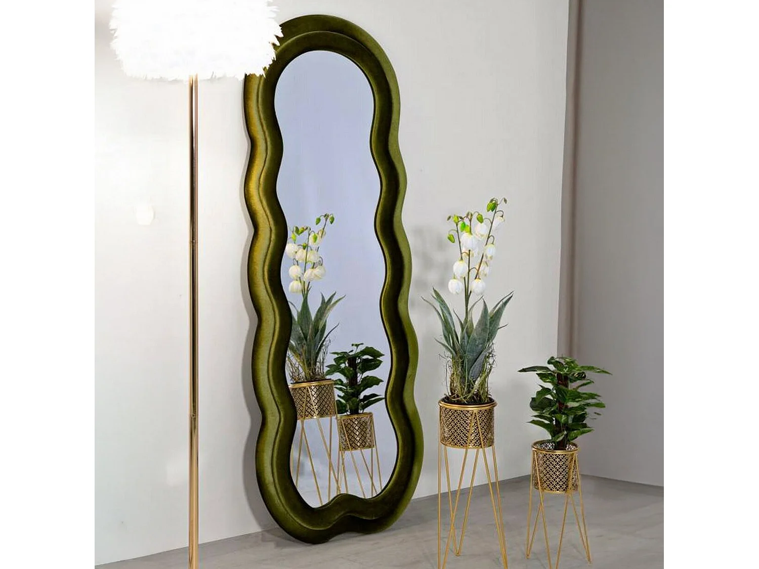 Miroir Marylin, Verre miroité, Objet d'ameublement mural, Décoration avec miroir, 60x4 h160 cm, Vert
