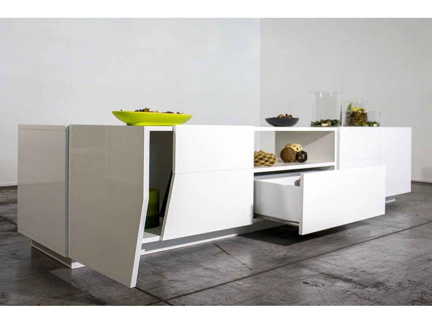 Meuble TV Dfilipp, Buffet bas de salon, Base pour meuble TV, 100% Made in Italy, 220x43h46 cm, Blanc brillant