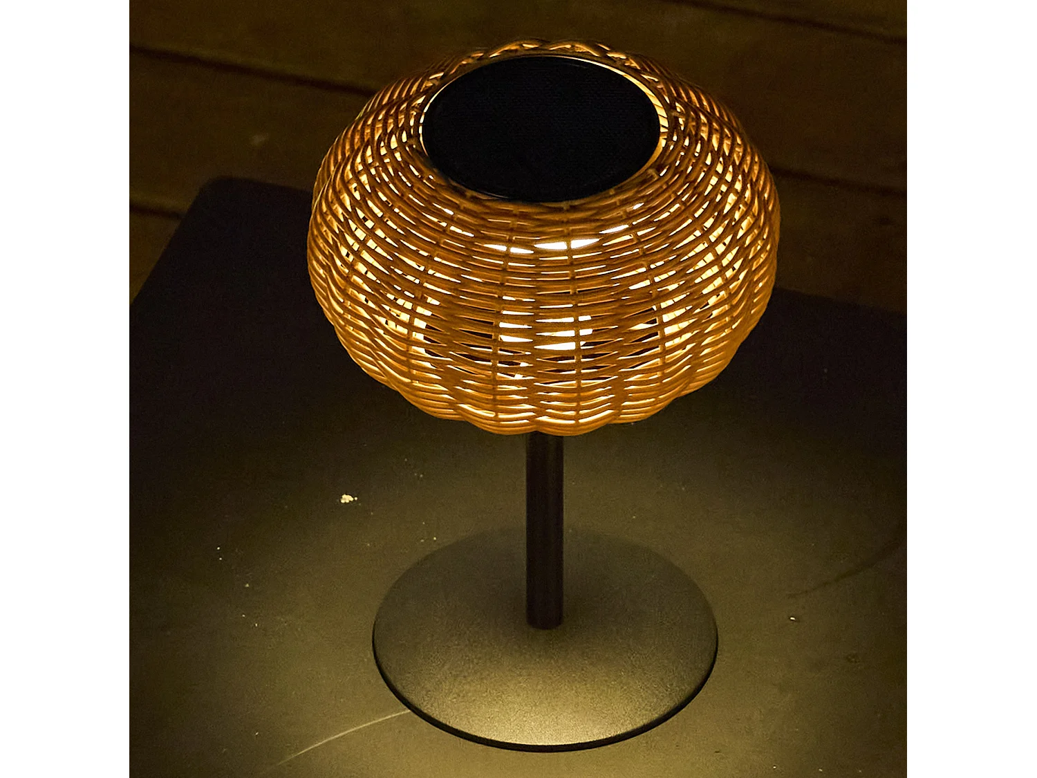 Lampe de table solaire SAMIRA SOLAR polyrotin H25cm